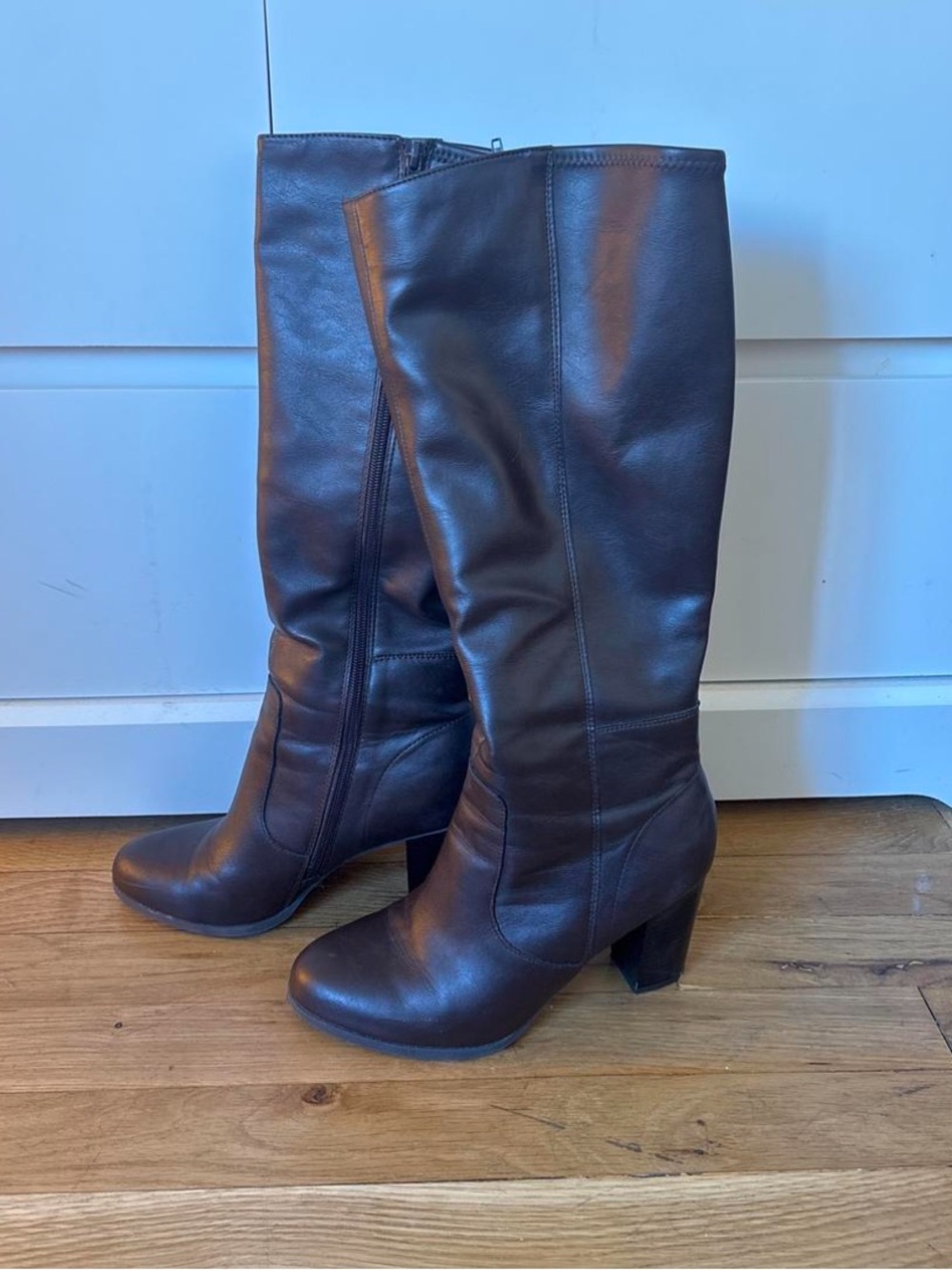 Classic Tall Brown Leather Women's Boots